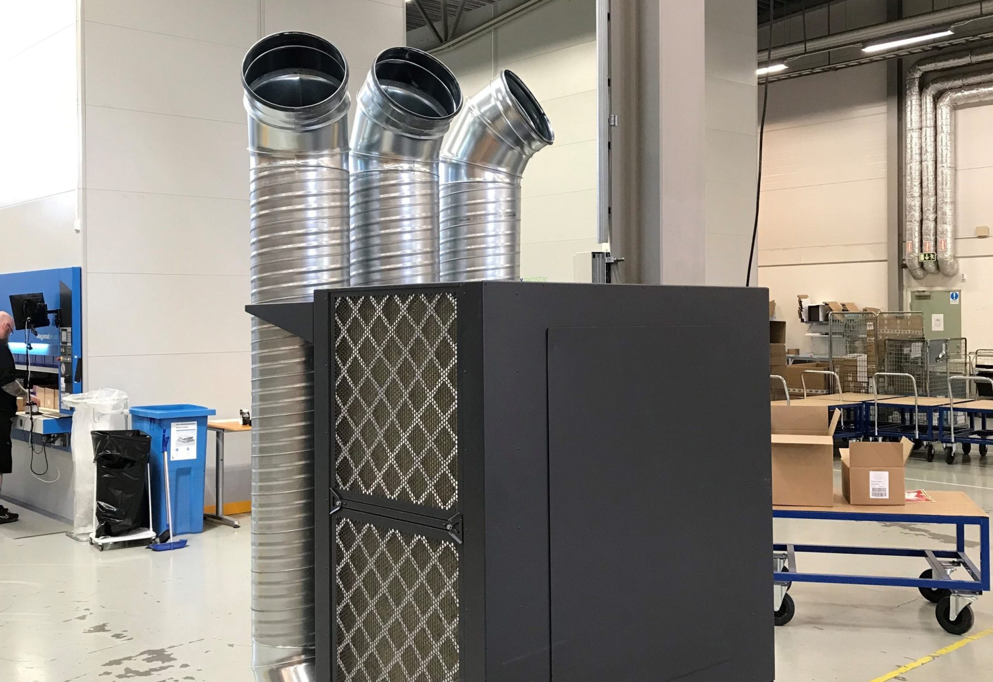 Industrial air cleaners & smoke cabin solutions | QleanAir
